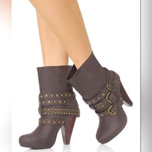 JustFab Brown Heeled Boots